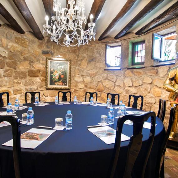 Horseman's lounge with attached wine cellar