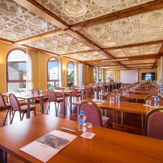 Imperial Room School-Modus