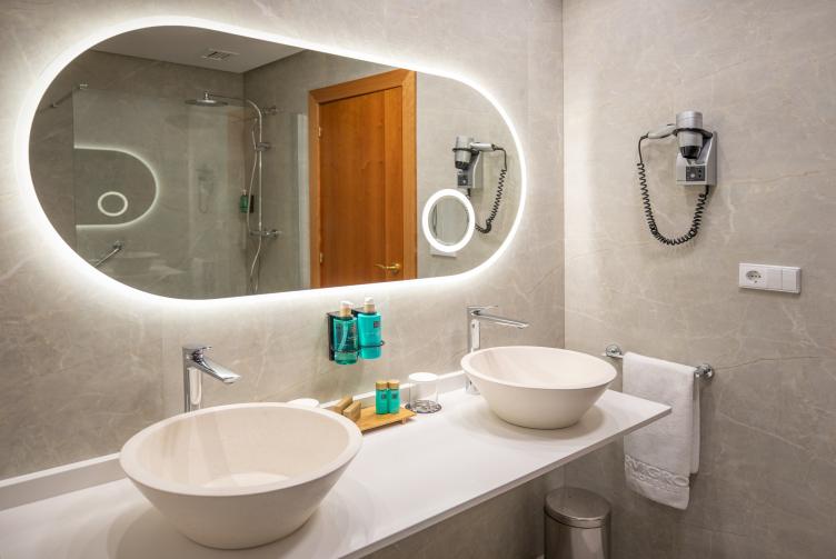 ванной комнатой