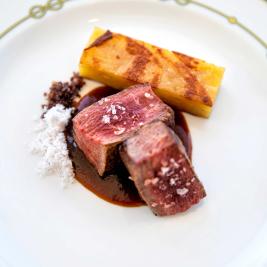 Beef fillet with Monastrell wine, potato mille-feuille, candied shallots and onion ash