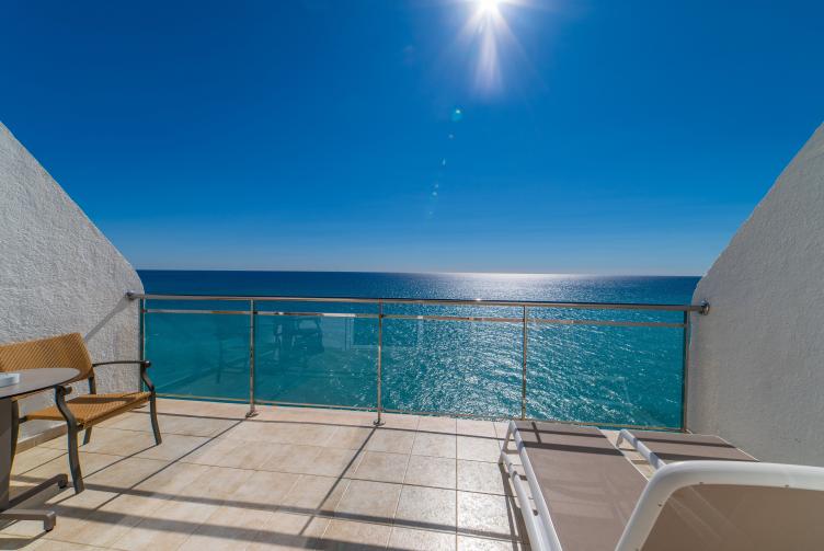 Terrace of the Superior Romantic Double Room