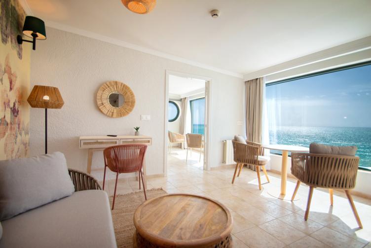 Salón de la Habitación Junior Suite Polaris