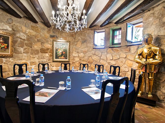 Кабалерос с винным погребом