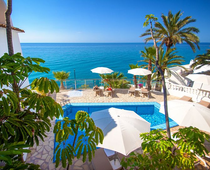 Piscina de la Torre Paradís