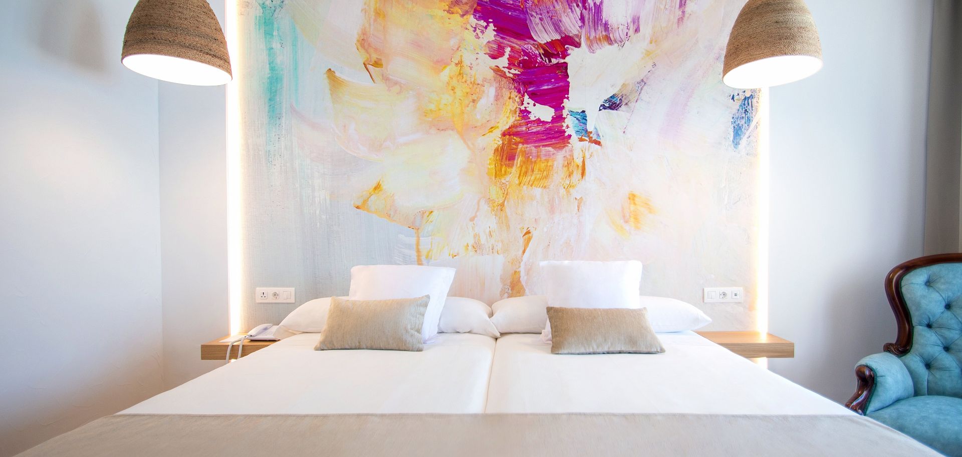 Cama doble en la Habitación Doble Contemporánea